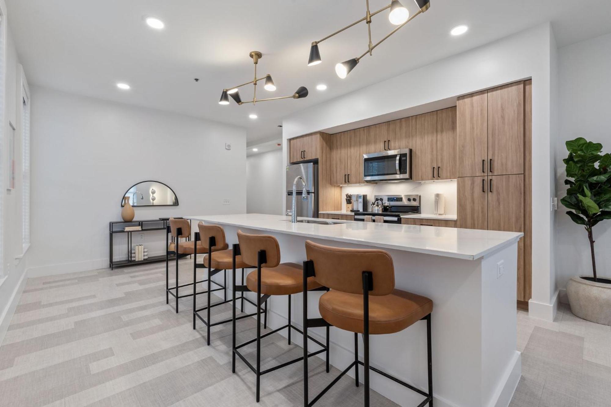 The Continental, Powered By Placemakr - Downtown - Market Square *